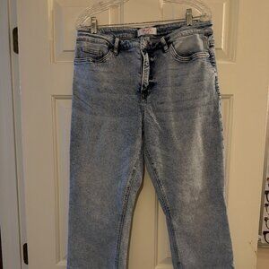 MOCO Boutique Take My Advice Tummy Control Straight Jeans 15/32 NWOT